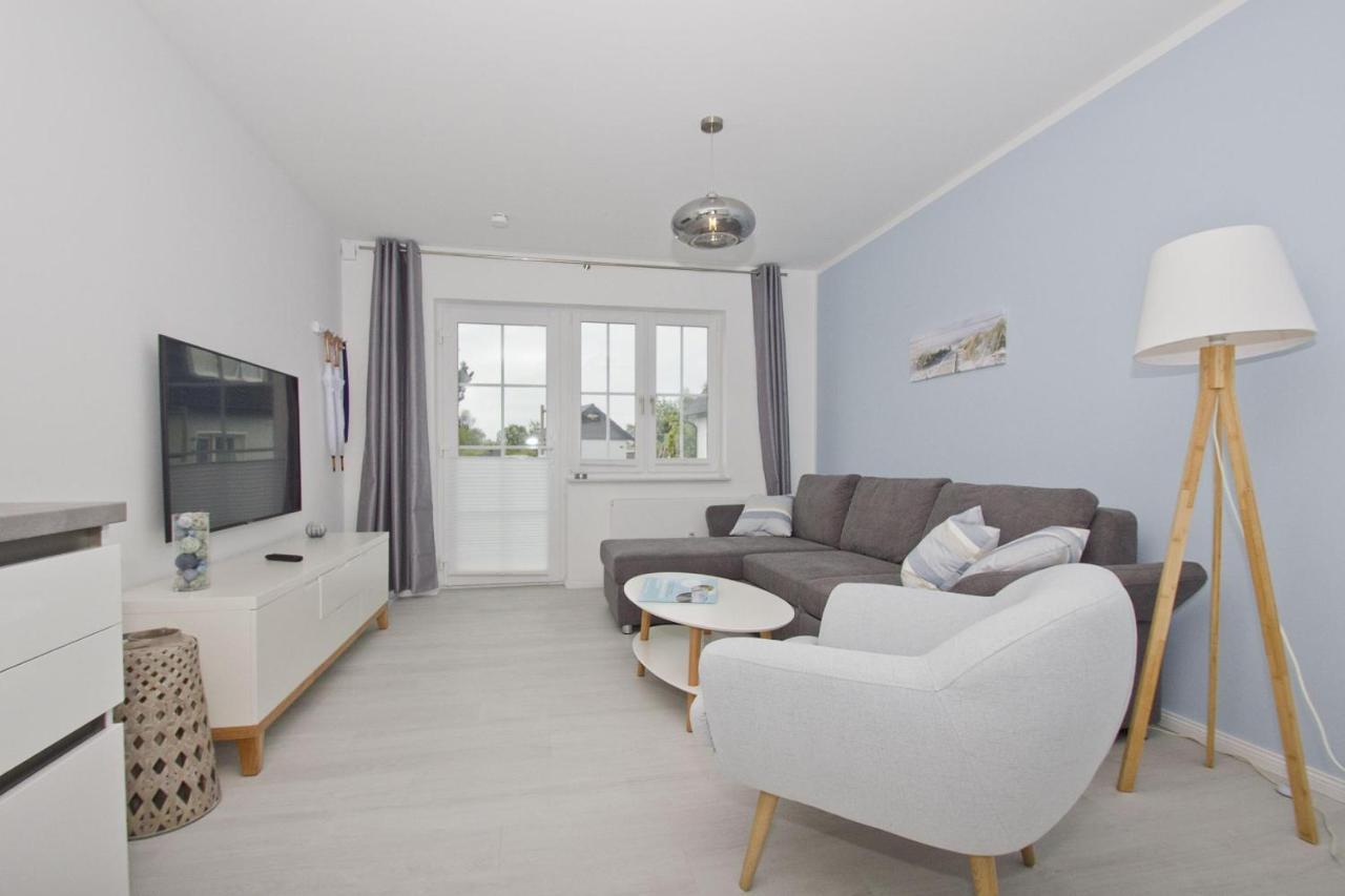 Moderne Ferienwohnung Mit Eigener Terrasse - Haus Inselwind Fewo Meersand Groß Zicker Exterior foto